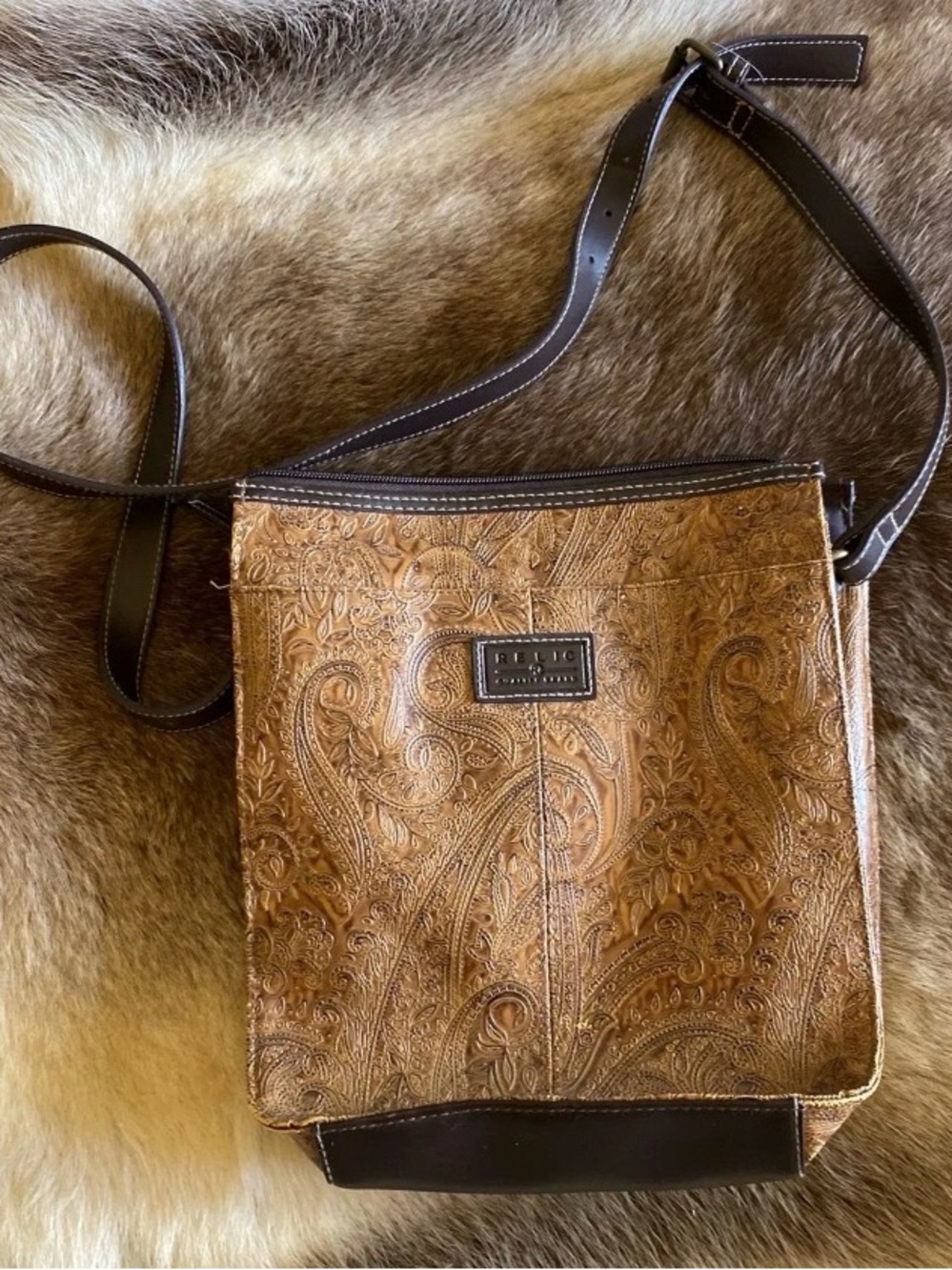 Relic Tan Brown Tooled Leather Messenger Crossbody
